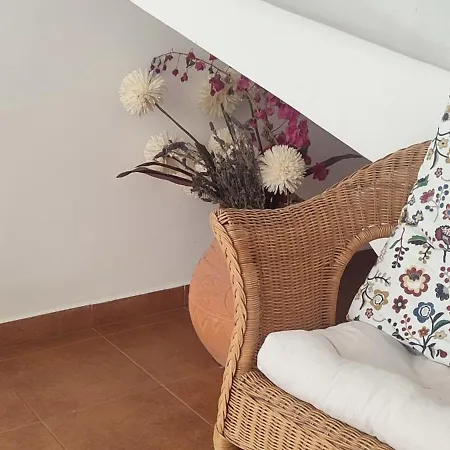 Downtown Calm House Ταβίρα