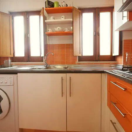 Downtown Calm House * טאווירה